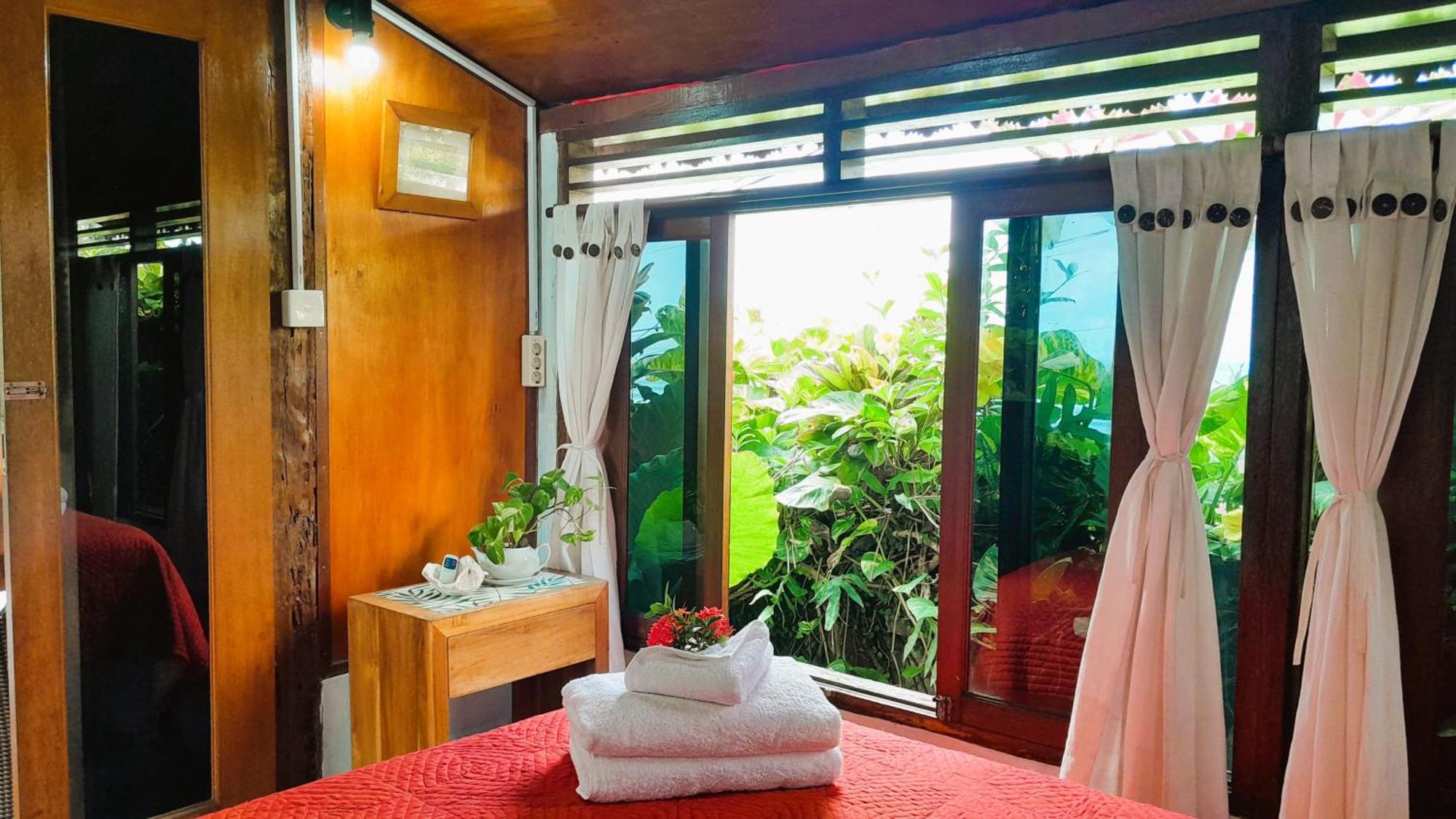 Pondok Pisces Bungalows Balian Beach Selemadeg  エクステリア 写真