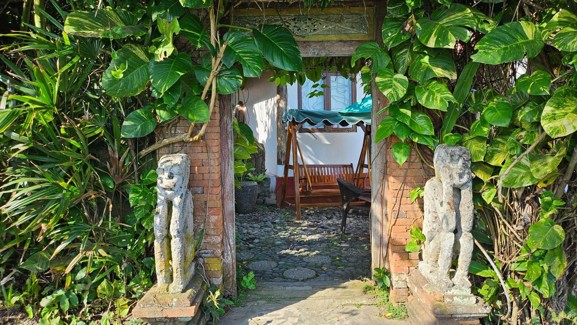 Pondok Pisces Bungalows Balian Beach Selemadeg  エクステリア 写真